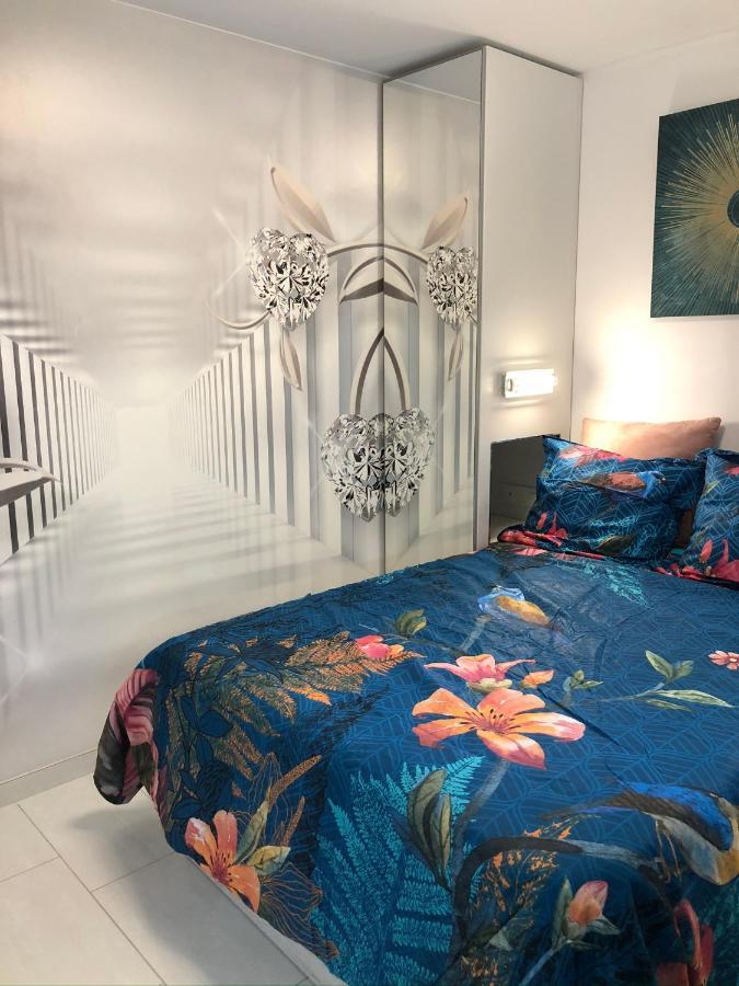 Bungalow Atos With Private Garden Πλάγια ντελ Ινγκλές Εξωτερικό φωτογραφία